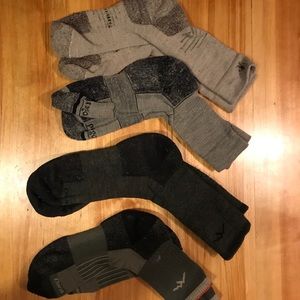4 pairs of wool socks